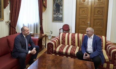 Творците изложиха тревогите си пред президента - 1