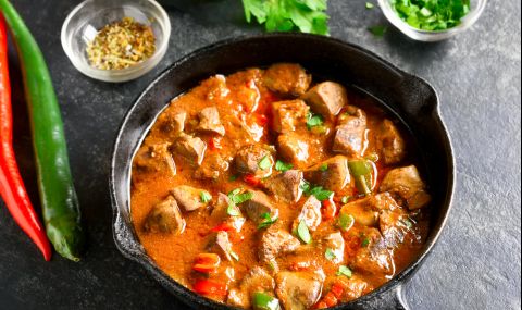 Рецепта на деня: Задушени пилешки дробчета по гръцки - 1