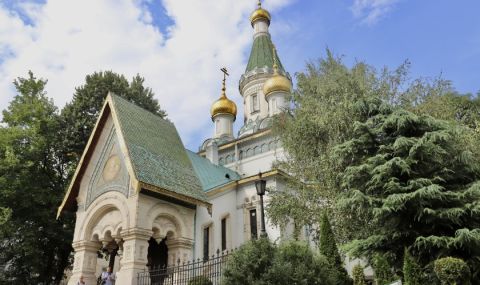 След 50 дни: Руската църква в София отново отваря врати - 1