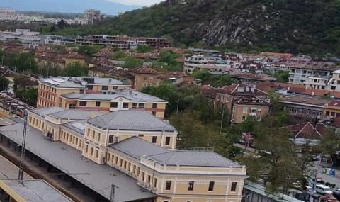 Заплаха за бомба затвори гарата в Пловдив - 1
