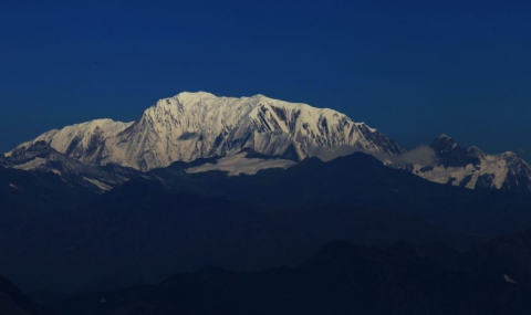 Най-малко 17 туристи загинаха в Хималаите, десетки са в неизвестност - 1