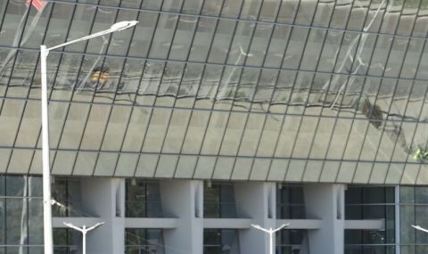 Шокиращо: Покривът на Арена София протече по време на голямо събитие - 1