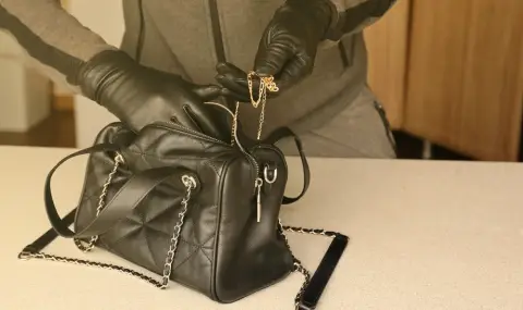 Риалити звезда и мъжът ѝ излъгаха застрахователи за кражба от дома им, но ги хванаха (ВИДЕО) - 1