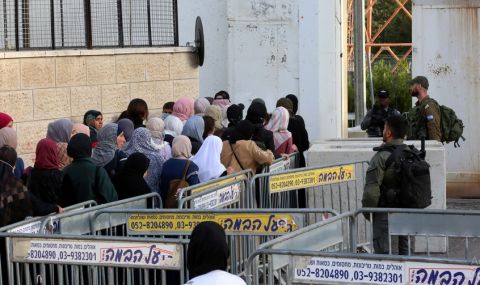 Хиляди се стичат към Стария град на Йерусалим - 1