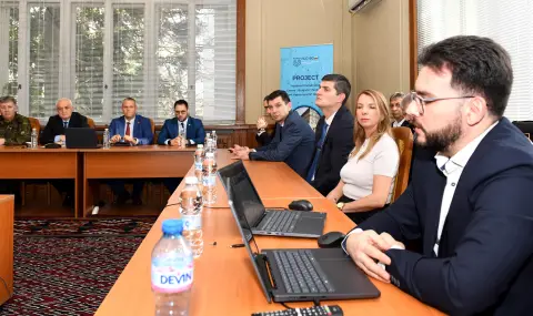 Българският национален екип отличен от НАТО за техническа подготовка при кибератаки - 1