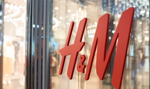 "Комерсант": H&M си оставиха "отворена врата" в Москва  - 1