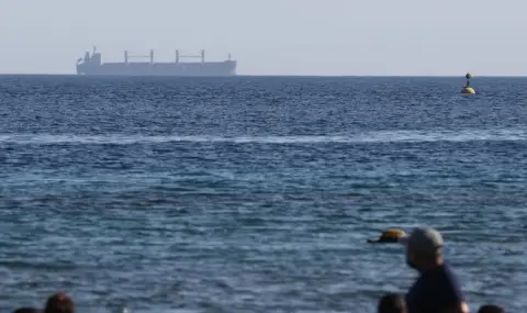 Нова атака срещу кораб край бреговете на Йемен  - 1