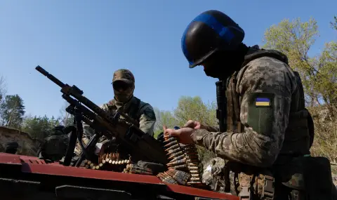Русия срещу Украйна: "Война не се печели с глуха отбрана" - 1