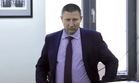  Борислав Сарафов поиска уволнението на военно-окръжния прокурор на София - 1