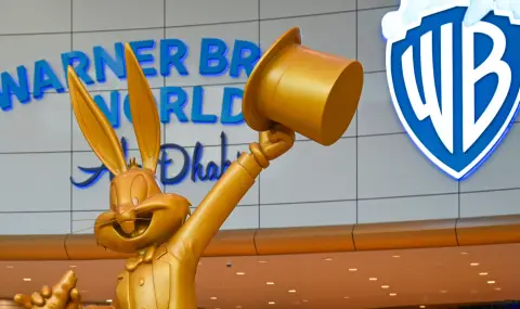 Netflix explores acquisition of Warner Bros  - 1