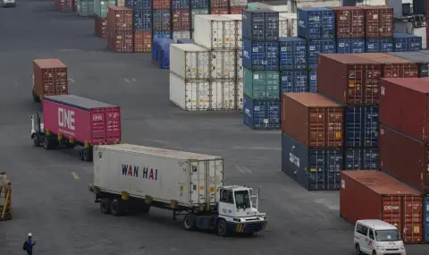 The world is paying dearly for Trump's trade wars  - 1