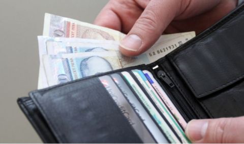 Бизнесът напусна среща за доходите заради синдикатите - 1