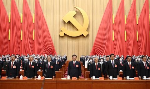 Другите високопоставени лидери на Китай носят лоялност и опит на Си Цзинпин - 1
