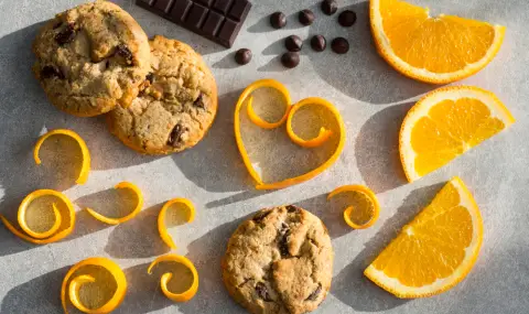 Рецепта на деня: Портокалови бисквити с парченца шоколад - 1