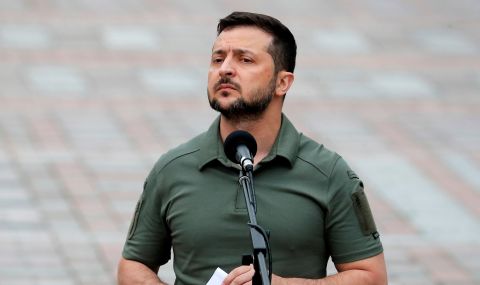 Зеленски: Украйна ще се защити без значение какво планира и прави врагът - 1