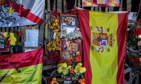 Испания премахна и последния паметник на Франсиско Франко - 1