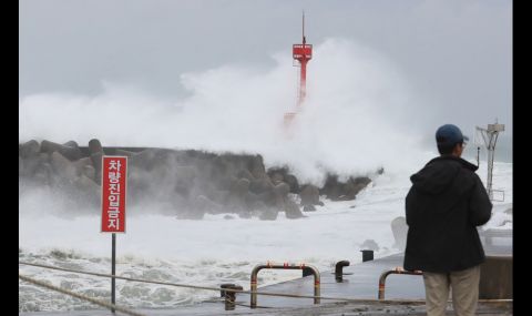 Тайфун остави без ток 20 хиляди жилища в Южна Корея - 1
