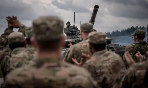 Украински войски тренират в Полша за тежка зимна война - 1