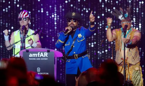 Почина вокалистът на Village People "полицаят" Виктор Уилис - 1