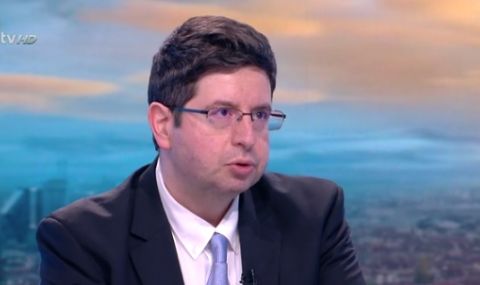 Петър Чобанов: За да има стабилна власт, ДПС трябва да участва в нея - 1