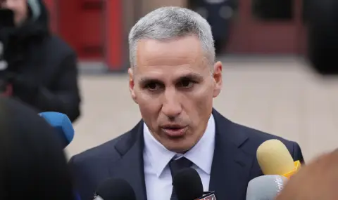 Кой е Андрей Гюров? - 1