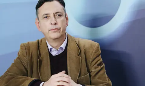 Горан Благоев: Страната гори. Да сте видели православен духовник, владика, епископ да запретне расо и да отиде да гаси? - 1