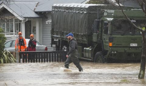 Нова Зеландия е под вода. Армията се намеси (ВИДЕО+СНИМКИ) - 1