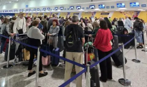 Първи полет с българи от Дубай се очаква да кацне във Варна днес