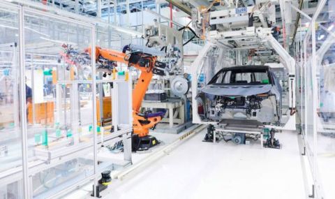 Volkswagen инвестира 460 милиона евро в основния си завод - 1