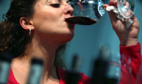 Малки дози алкохол са опасни за жените - 1