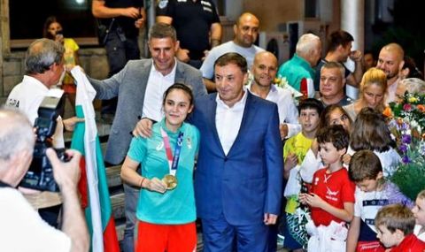 Българската федерация по карате: Загубата е огромна, спортът остана без един от най-големите си радетели - 1