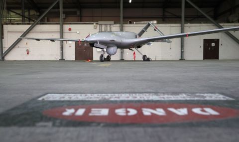 Киев подписа три нови споразумения с турската компания "Baykar" - 1