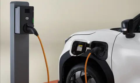 Toyota и Stellantis лишават Tesla от най-големия ѝ приход - 1