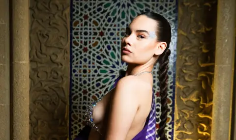 Българска ученичка, триумфирала на италианския X-Factor, пусна първата си песен (ВИДЕО) - 1