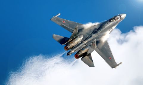 Русия си играе с огъня: Су-35 е застрашил живота на екипажа на американски разузнавателен самолет - 1