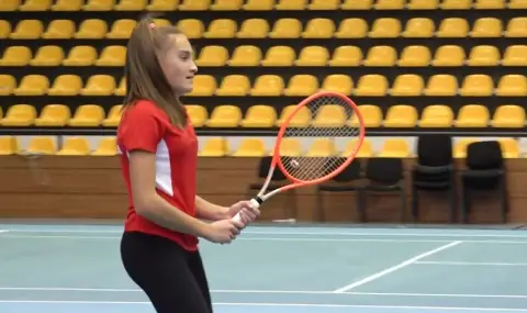 Убедителен старт за Денислава Глушкова в Анталия - 1