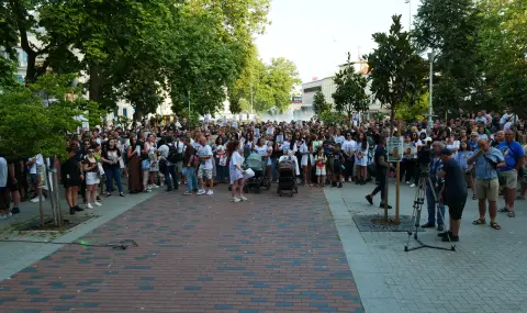 Блокираха улици заради смъртта на Явор Георгиев във Варна - 1