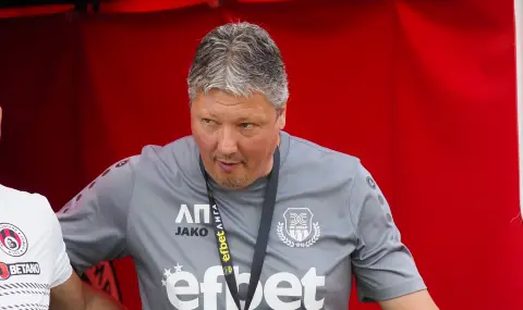 Футболна България се обединява в благотворителен турнир за Любо Пенев  - 1