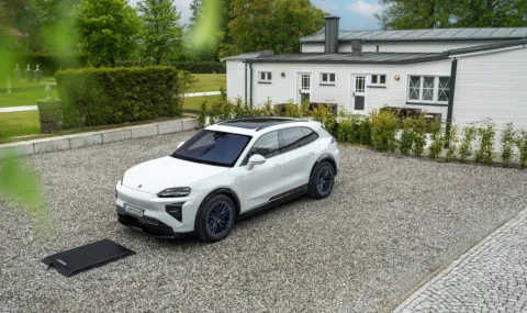 Porsche въведе безжично зареждане, над 100 цвята и автоматични врати в най-новия Cayenne - 1