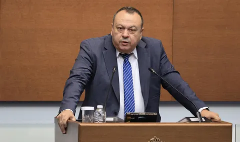 ДПС сезира прокуратурата за договорите за мантинели и съветник на премиера