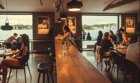 Легална проституция и просия изумяват туристите в Стокхолм - 1