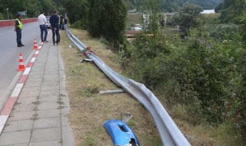 Затварят пътя Своге-София, разследват автобусната катастрофа - 1