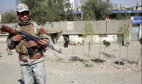 Десетки убити на изборите в Афганистан - 1