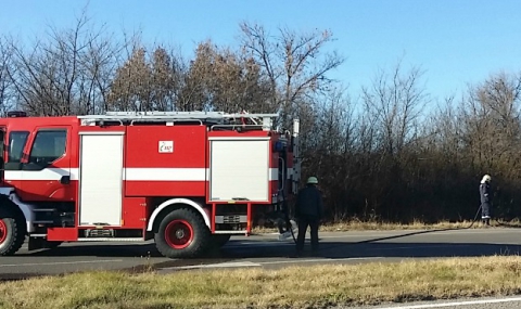Военните се включиха в потушаването на пожара край Златоград - 1