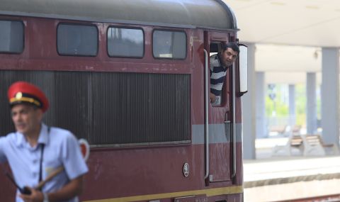 Трагедия край "Илиянци": Влак прегази двама работници на жп мост  - 1