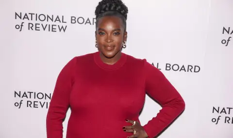 Унми Мосаку: От детската мечта за сцена до номинациите за Оскар - 1