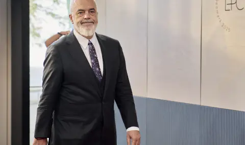 Albania raises minimum wage to 500 euros from 2026  - 1