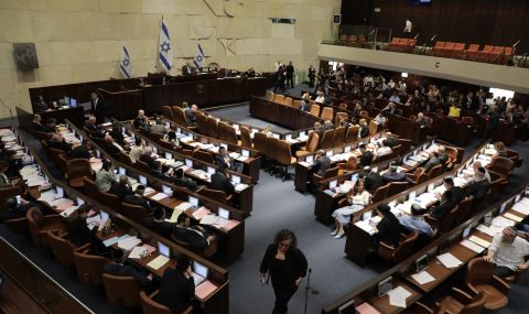 Израелският парламент се саморазпусна и свика избори през ноември (ОБНОВЕНА) - 1