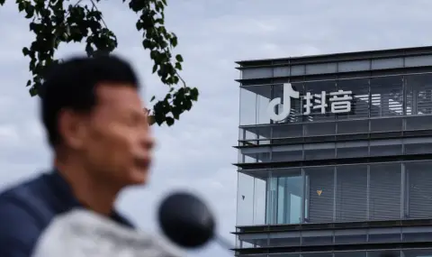 Тръмп подписва споразумение с Китай за социалната мрежа TikTok - 1