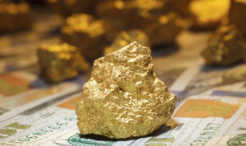 Цената на златото остава под $1800 за тройунция - 1